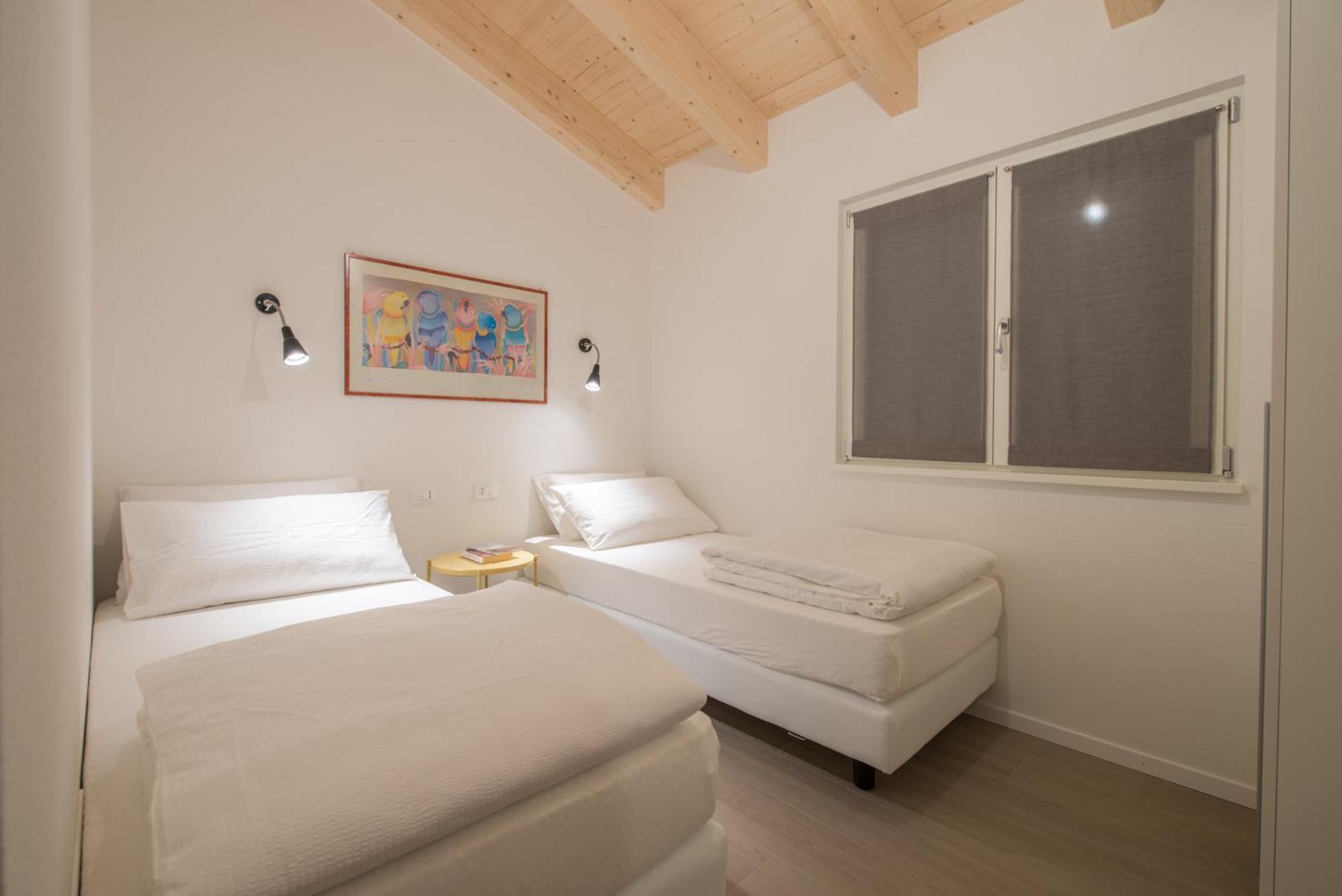 La Gazza Ladra Apartments - Garda Chill Out Drena Pokoj fotografie